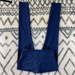 Outdoor Voices Leggings  